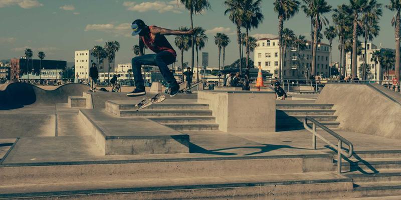 网络技术97：驱动未来的智能解决方案与科技变革